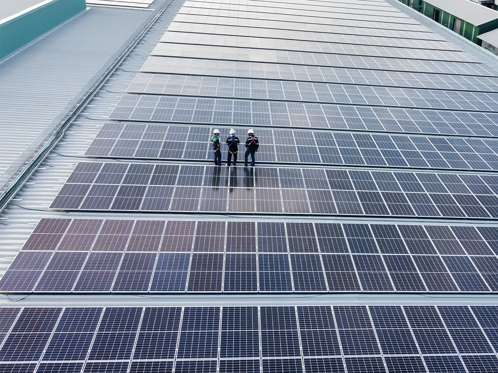 מהו לוח סולארי וכיצד הוא פועל?